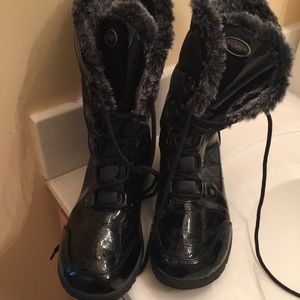 Women’s rain boots